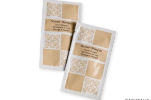 Doccia shampoo 10ml in bustina personalizzata conf. 1200 pz Doccia shampoo 10ml in bustina personalizzata conf. 1200 pz